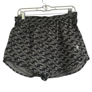 Nike Shorts‎ Womens XL Black Gray Dri-FIT Tempo Running Wave Print DQ6356-010